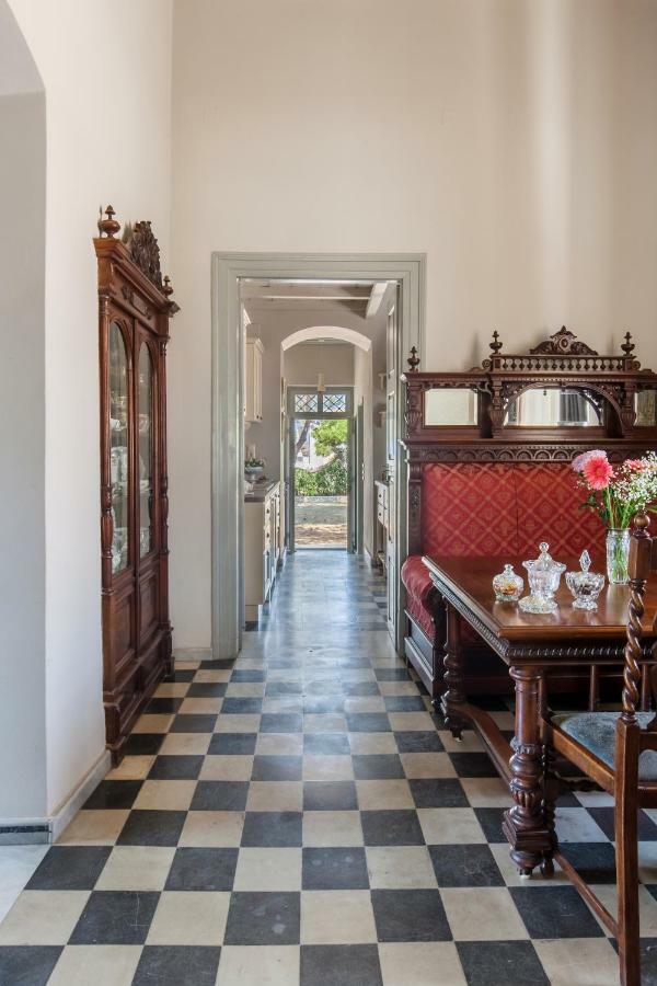Villa DellaGracia Mansion - up to 10 guests Posidhonía Exterior foto